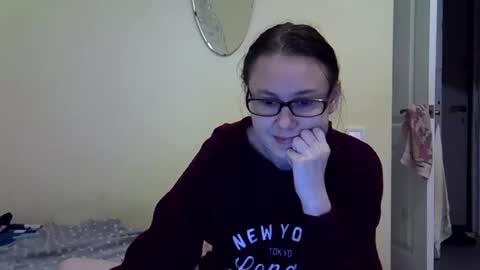 Snapshot of zyuhre chatting on September 20, 8:37 am Zyuhre online show from September 20, 8:37 am