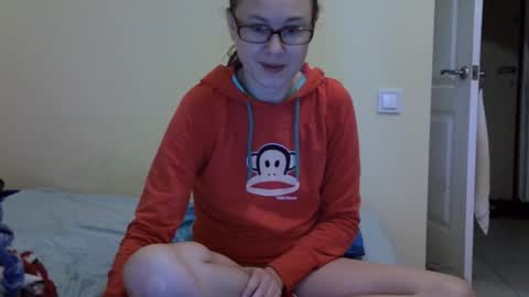 Zyuhre online show from October 6, 12:35 pm