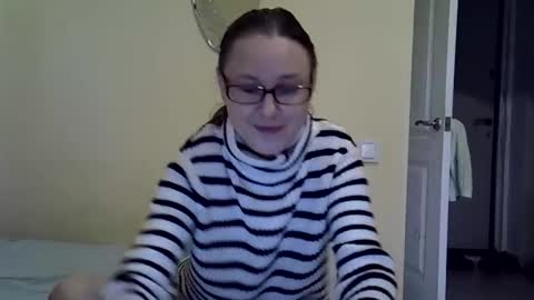 Zyuhre online show from October 12, 7:29 am