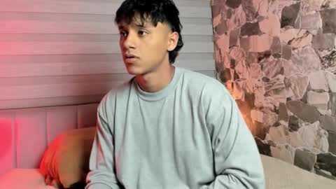 zyzz_1812 online show from February 16, 3:35 am