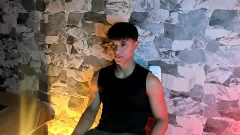 zyzz_1812 online show from March 28, 4:23 am