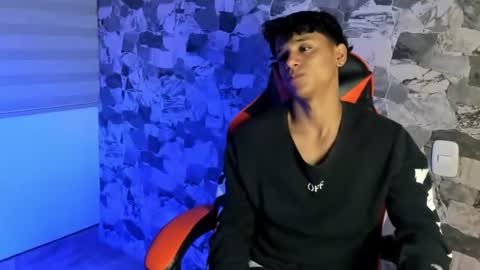 zyzz_1812 online show from July 11, 4:48 am