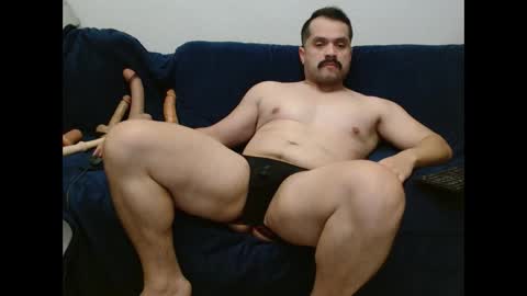 Snapshot of zzwalken chatting on March 2, 9:32 pm ZZ Walken online show from March 2, 9:32 pm