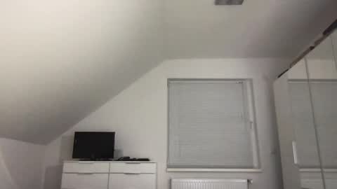 zzz123_cam online show from February 16, 3:59 pm