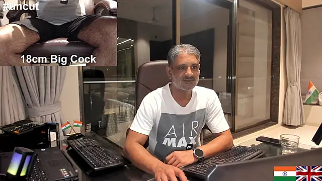 OnlineBossUK online show from February 10, 4:04 pm