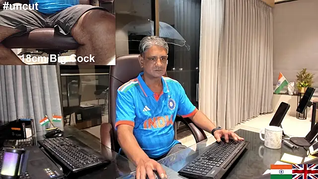 OnlineBossUK online show from February 11, 8:10 pm