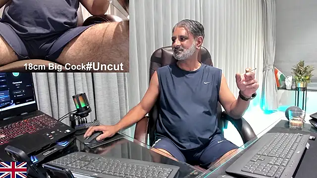 OnlineBossUK online show from February 1, 4:38 pm