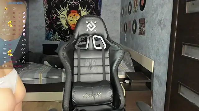 Horny Nikki  online show from February 8, 3:08 am