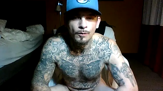 Snapshot of DADDY_KANE8--- chatting on January 3, 4:44 am DADDY KANE8--- online show from January 3, 4:44 am