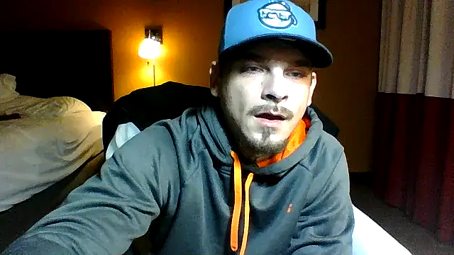 Snapshot of DADDY_KANE8--- chatting on January 3, 11:35 am DADDY KANE8--- online show from January 3, 11:35 am