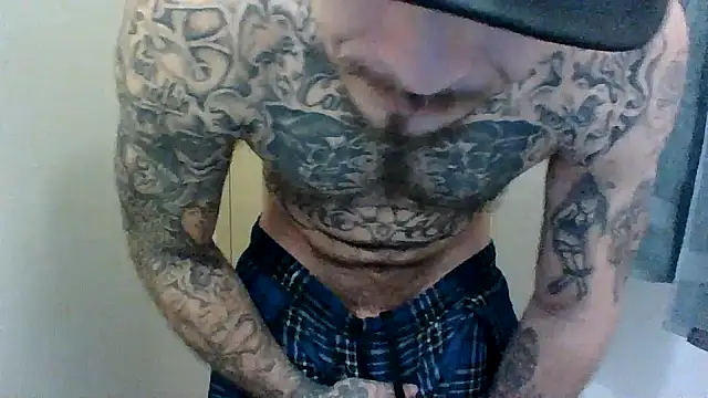 Snapshot of DADDY_KANE8--- chatting on January 5, 11:37 am DADDY KANE8--- online show from January 5, 11:37 am