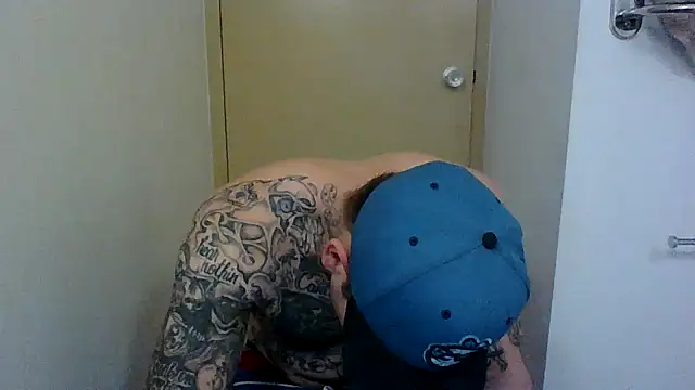 Snapshot of DADDY_KANE8--- chatting on January 10, 8:51 am DADDY KANE8--- online show from January 10, 8:51 am