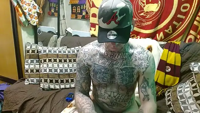 Snapshot of DADDY_KANE8--- chatting on February 9, 3:32 am DADDY KANE8--- online show from February 9, 3:32 am