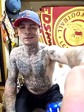 Snapshot of DADDY_KANE8--- chatting on February 13, 12:21 pm DADDY KANE8--- online show from February 13, 12:21 pm