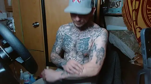 Snapshot of DADDY_KANE8--- chatting on March 3, 12:04 am DADDY KANE8--- online show from March 3, 12:04 am