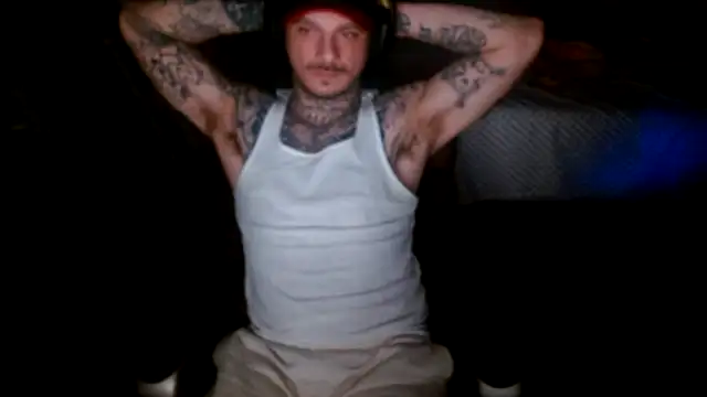 Snapshot of DADDY_KANE8--- chatting on February 14, 6:32 am DADDY KANE8--- online show from February 14, 6:32 am