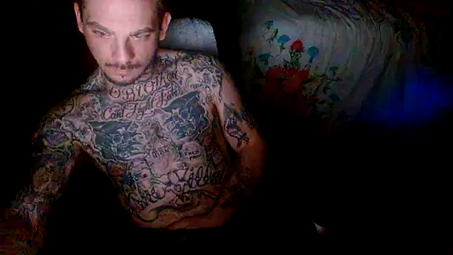 Snapshot of DADDY_KANE8--- chatting on February 20, 11:43 am DADDY KANE8--- online show from February 20, 11:43 am