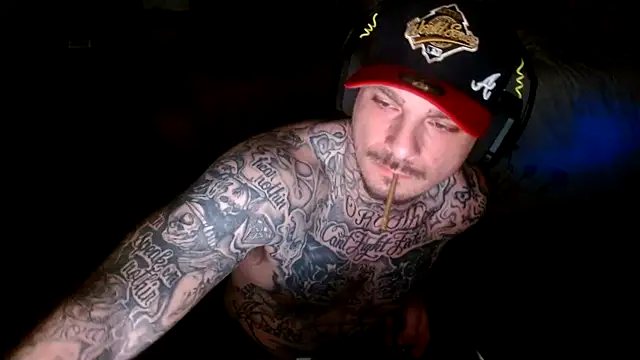 Snapshot of DADDY_KANE8--- chatting on February 22, 7:40 am DADDY KANE8--- online show from February 22, 7:40 am