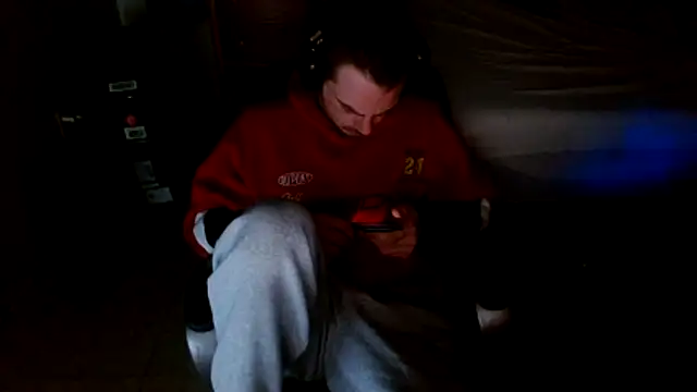 Snapshot of DADDY_KANE8--- chatting on March 5, 11:39 am DADDY KANE8--- online show from March 5, 11:39 am