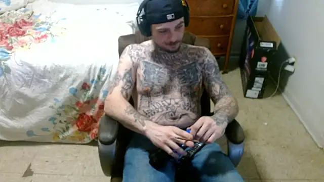 Snapshot of DADDY_KANE8--- chatting on March 11, 10:05 pm DADDY KANE8--- online show from March 11, 10:05 pm