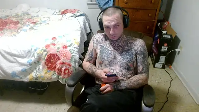 Snapshot of DADDY_KANE8--- chatting on March 28, 3:28 am DADDY KANE8--- online show from March 28, 3:28 am