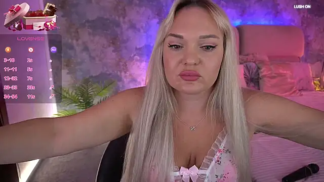 MissyMartinez online show from October 12, 6:12 am