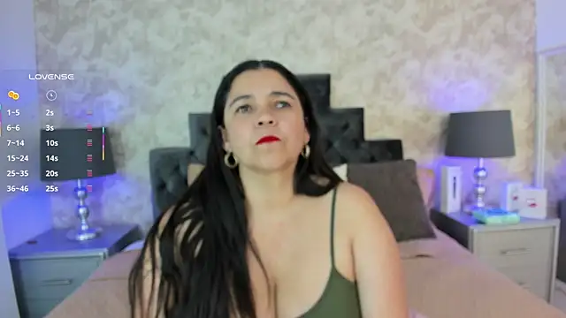 elizabeth coleman online show from July 30, 8:30 pm