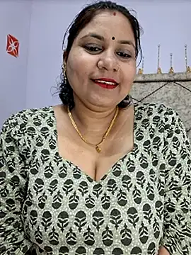 MOM-SUN-COUPLE online show from February 22, 5:13 pm