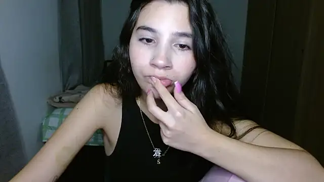 mia  lopez  online show from October 3, 2:52 am