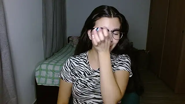 mia  lopez  online show from October 23, 12:54 am