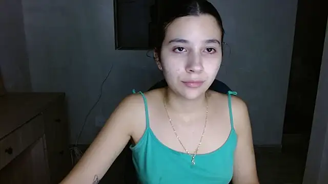 mia  lopez  online show from July 23, 4:32 am