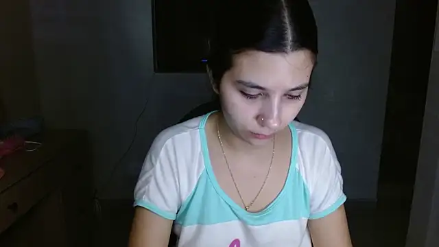 mia  lopez  online show from July 28, 4:08 am