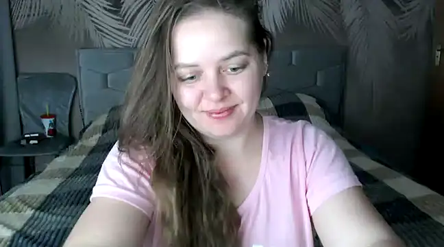 uliastar online show from December 16, 6:21 am