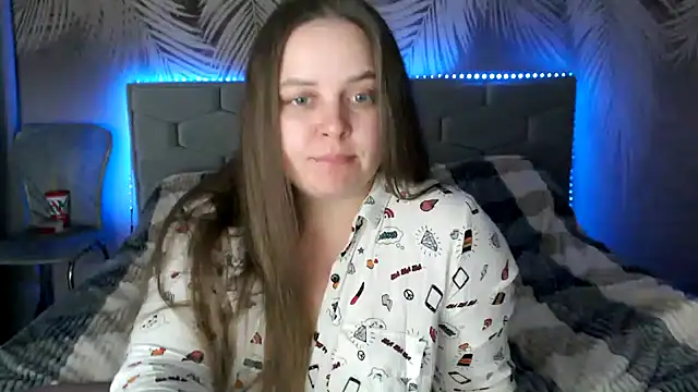 uliastar online show from December 20, 9:32 am