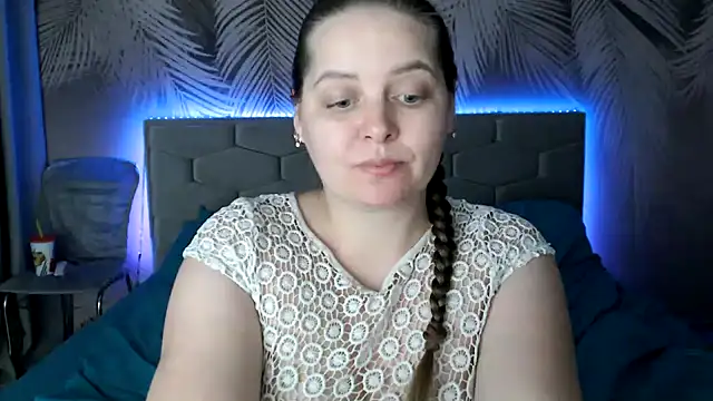 uliastar online show from January 18, 12:57 pm