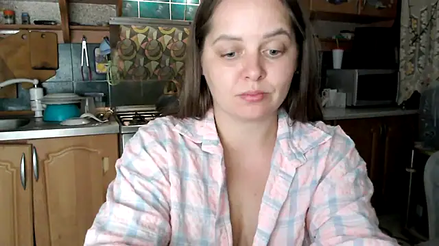 uliastar online show from October 14, 7:03 pm