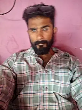 Snapshot of jithi007 chatting on December 27, 4:58 am jithi007 online show from December 27, 4:58 am