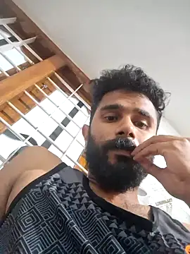 Snapshot of jithi007 chatting on December 28, 1:29 am jithi007 online show from December 28, 1:29 am