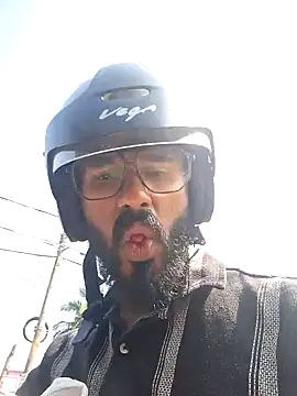 Snapshot of jithi007 chatting on February 3, 5:18 am jithi007 online show from February 3, 5:18 am