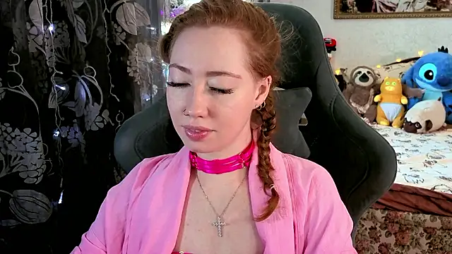 TinaBrook online show from March 18, 4:48 am