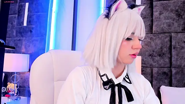 Petit-Rosse online show from December 10, 11:40 pm