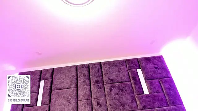 Petit-Rosse online show from March 3, 11:03 pm