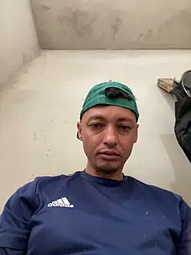 alexsandropllt online show from April 30, 3:29 pm