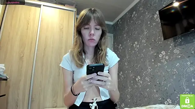 Snapshot of Kalisee_ chatting on November 21, 9:08 am Kalisee online show from November 21, 9:08 am