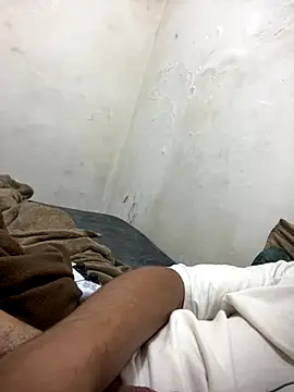 Snapshot of Magosupreme chatting on September 13, 7:41 am Magosupreme online show from September 13, 7:41 am