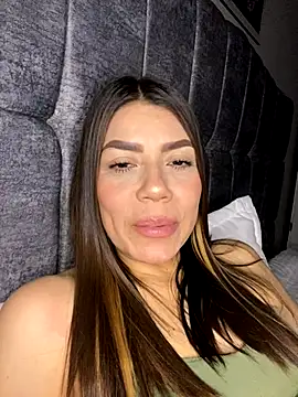 martina contreras online show from October 29, 5:10 am