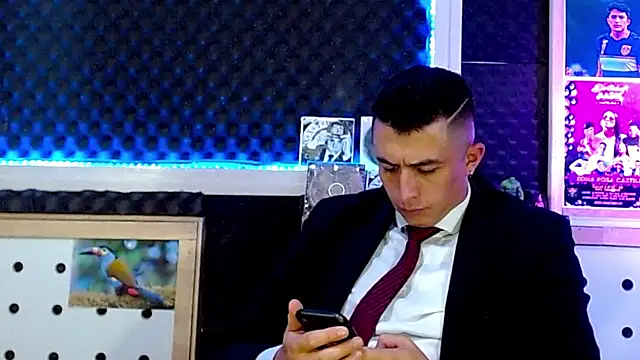 Darko0717 online show from February 9, 3:45 pm