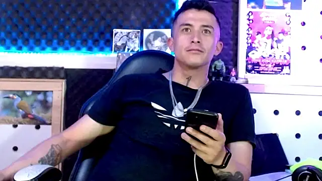 Darko0717 online show from February 10, 10:51 pm
