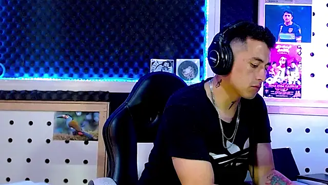 Darko0717 online show from February 11, 1:52 am