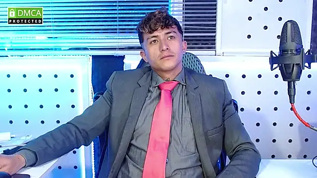 Darko0717 online show from September 30, 2:22 pm